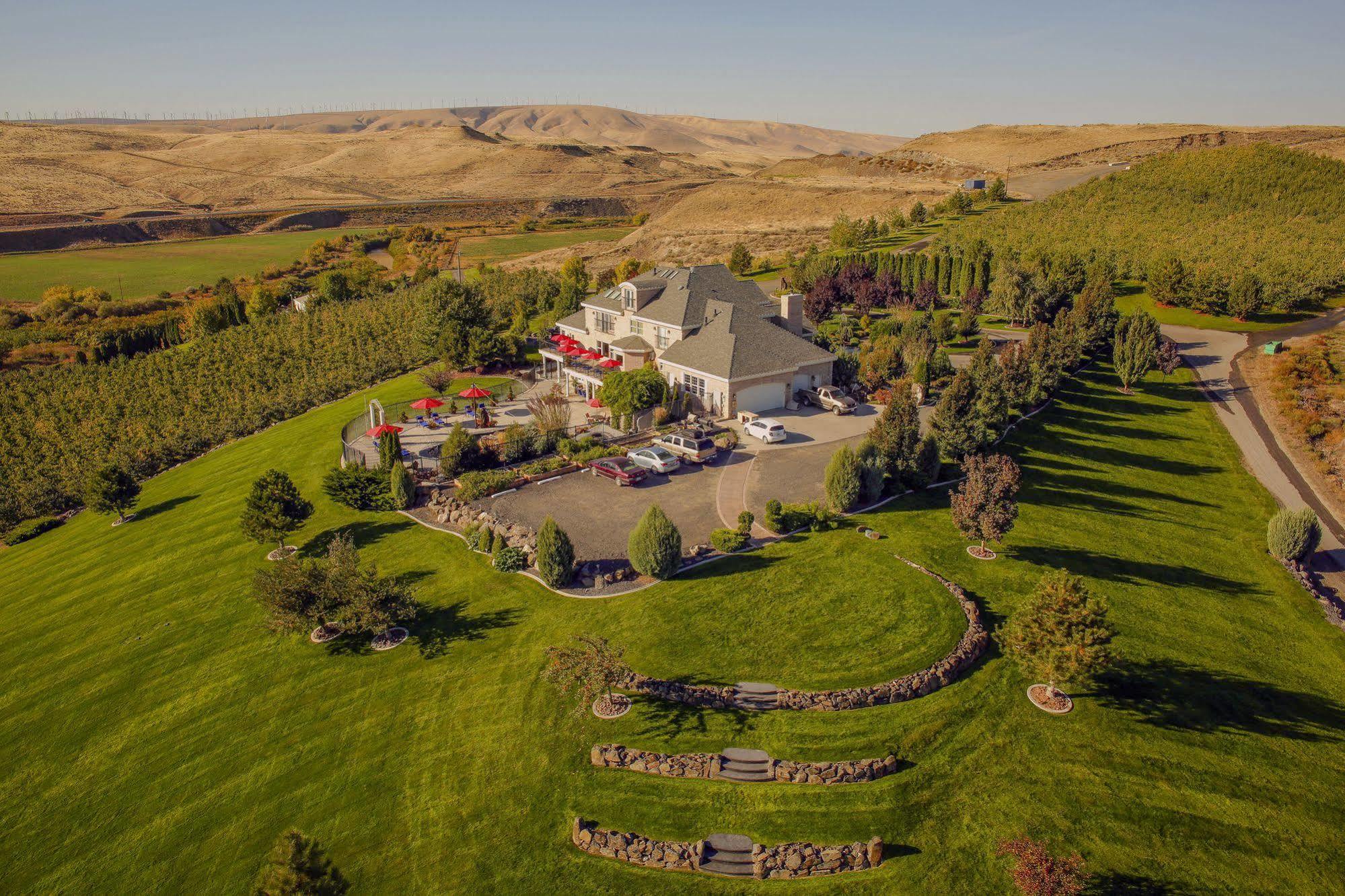 Cameo Heights Mansion And The Vine Fine Dining Restaurant Bed and Breakfast Touchet Εξωτερικό φωτογραφία
