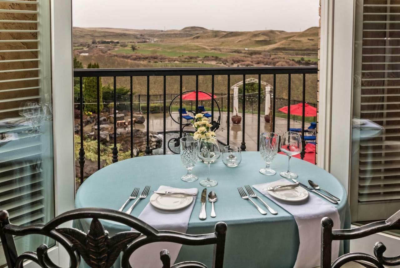 Cameo Heights Mansion And The Vine Fine Dining Restaurant Bed and Breakfast Touchet Εξωτερικό φωτογραφία